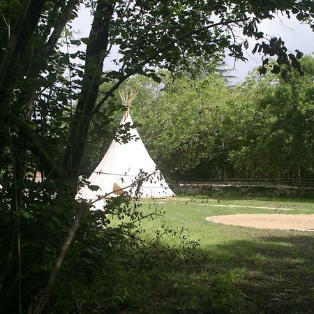 Hôtel TIPI au LOGIS DE L'ESPOIR à Jauldes Extérieur photo